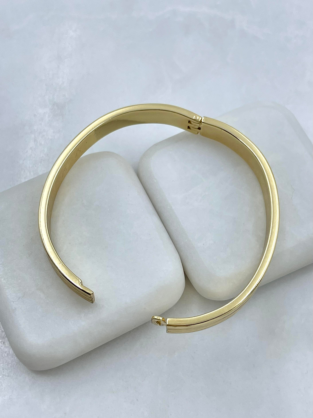 Özel Seri Üç Sıra Çizgi Model Kelepçe Bileklik Gold