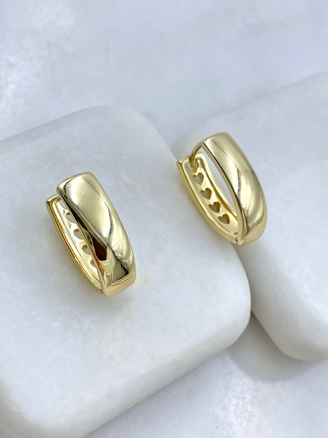 Özel Seri Üçgen Model Küpe Gold