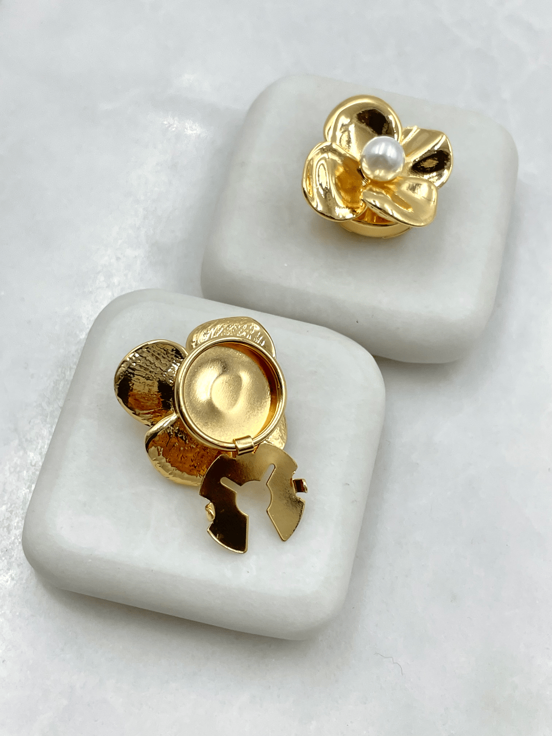 İnci Gold Çiçek Düğme Aksesuarı Gold