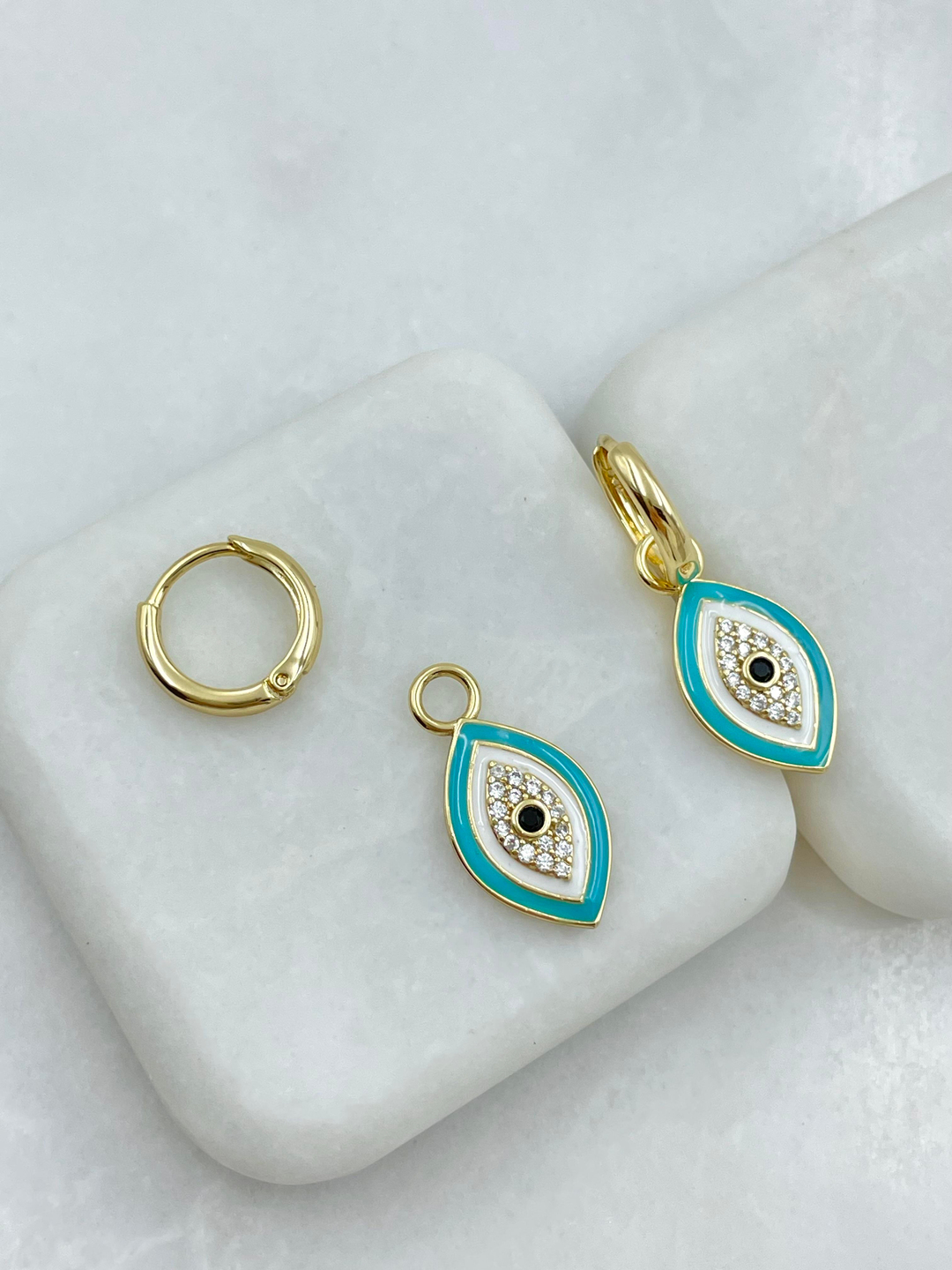 Özel Seri Gömme Taşlı Göz Model Küpe Gold