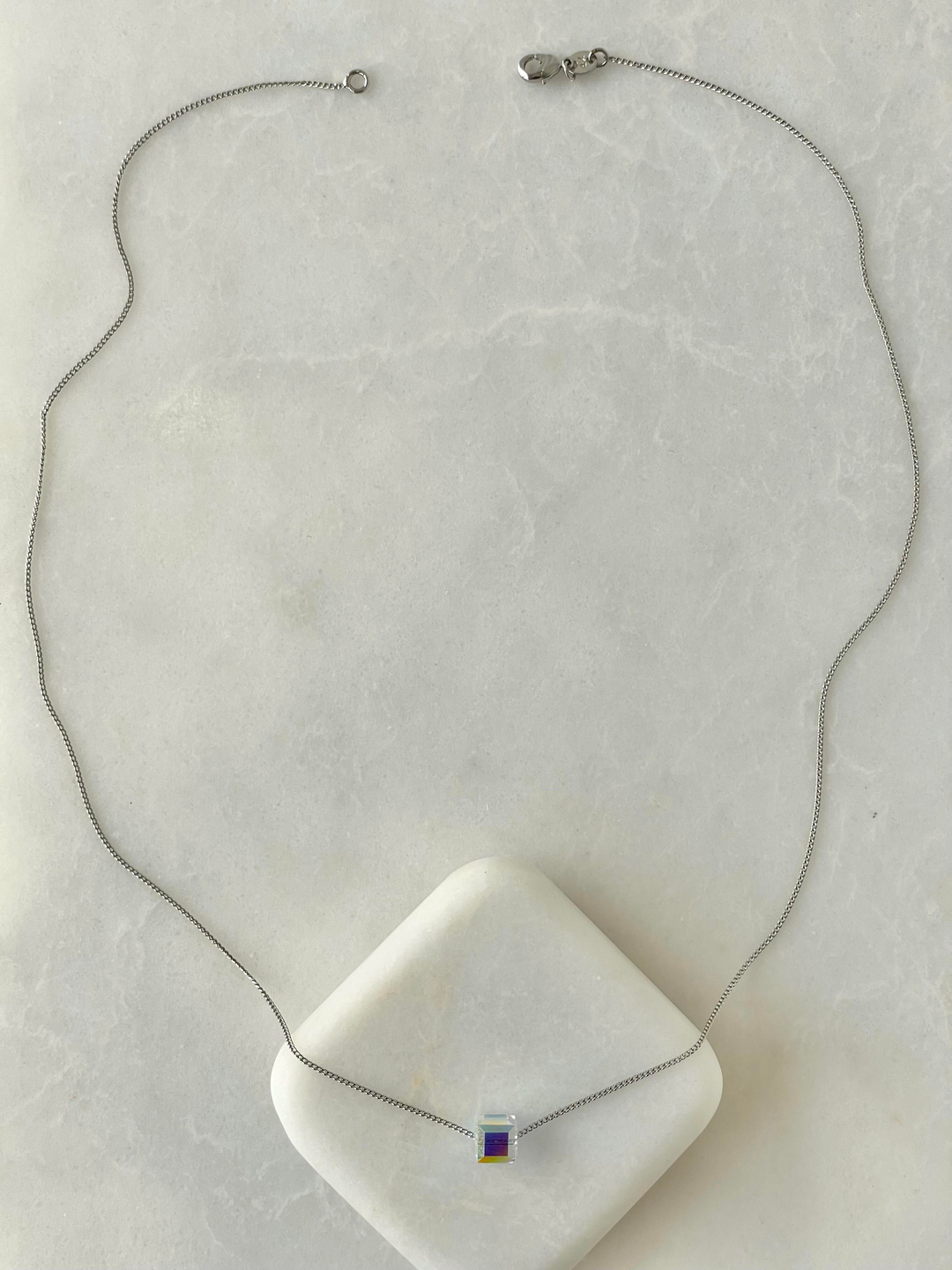Özel Seri Yansımalı Küp Kristal Zincir Kolye Gümüş