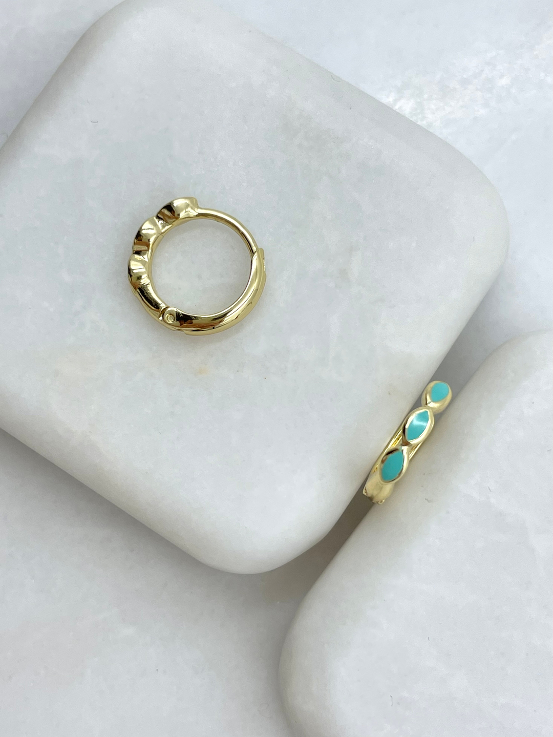 Özel Seri Turkuaz Mineli Minik Halka Küpe Gold