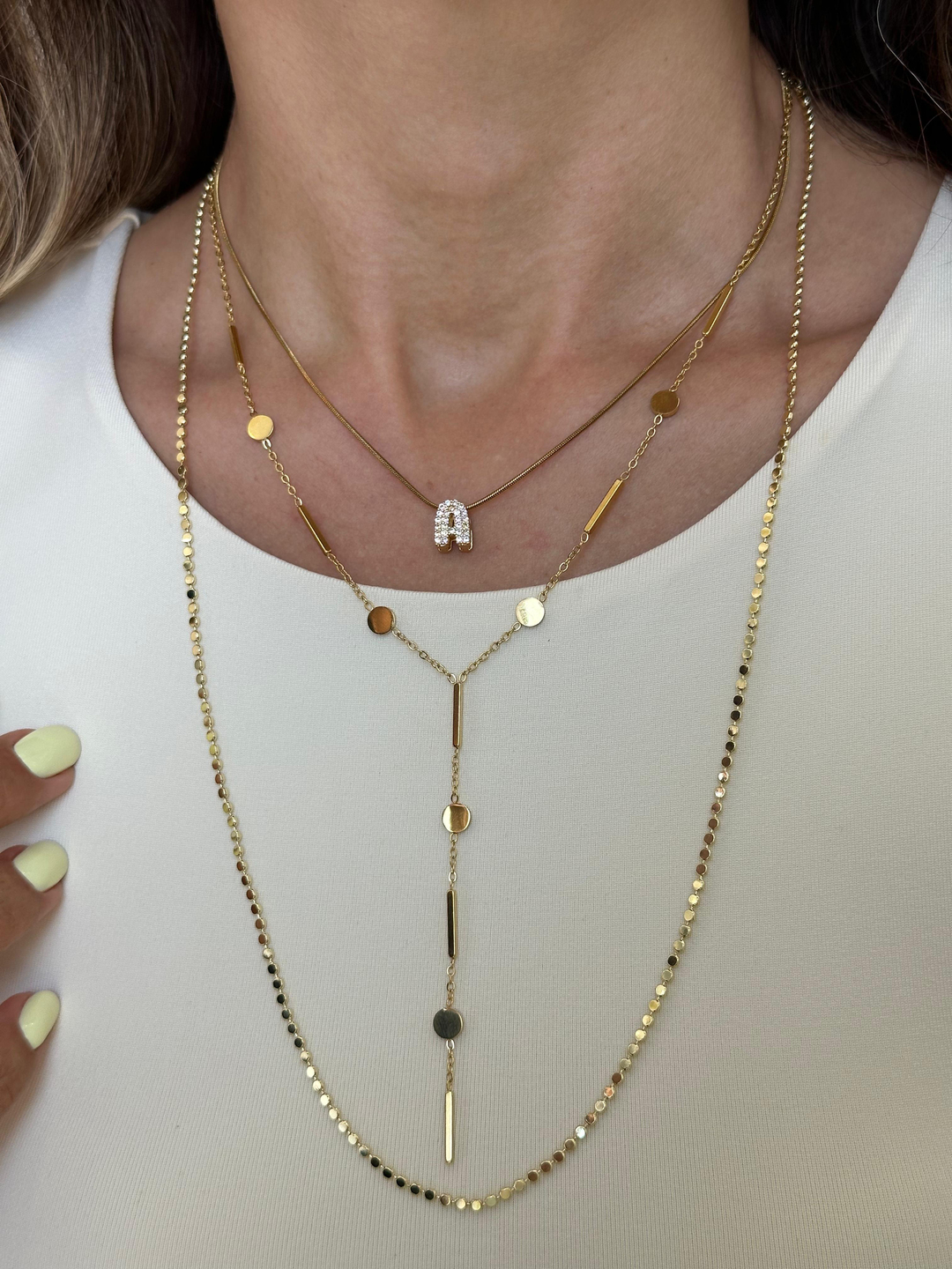 Çelik Gömme Taşlı Harf Kolye Gold