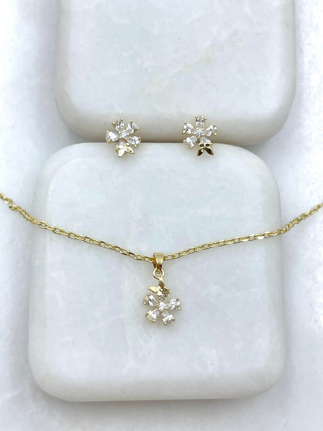 Özel Seri Kristal Taşlı Çiçek Kolye ve Küpe Seti Gold