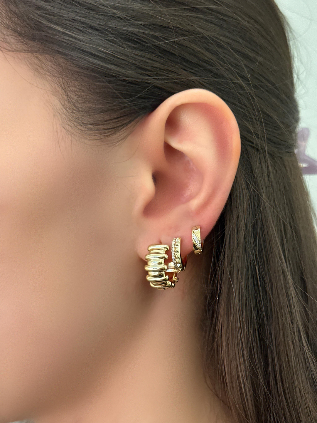 Özel Seri Sütun Halka Küpe Gold