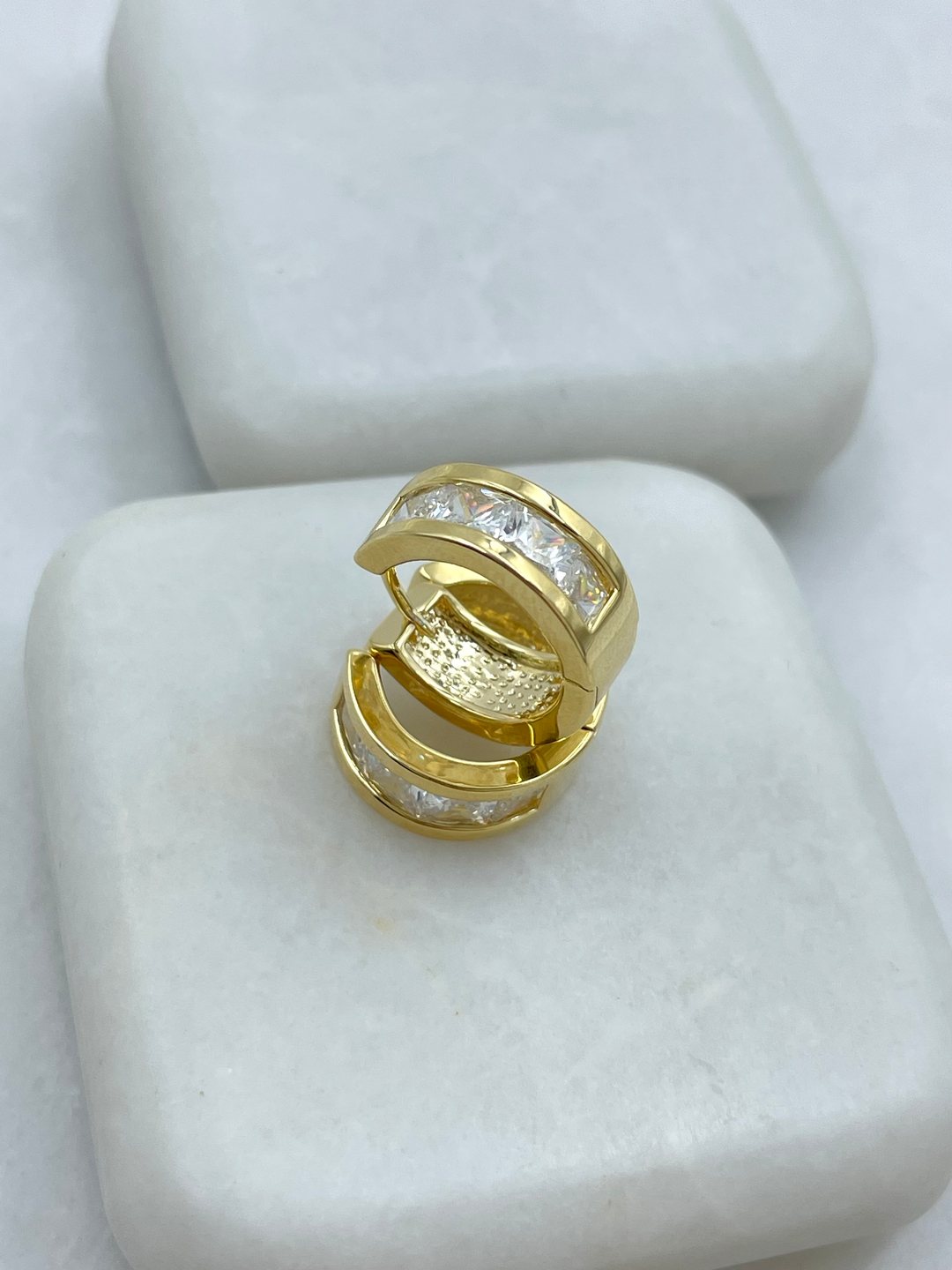 Özel Seri Kare Swarovski Taşlı Halka Küpe Gold