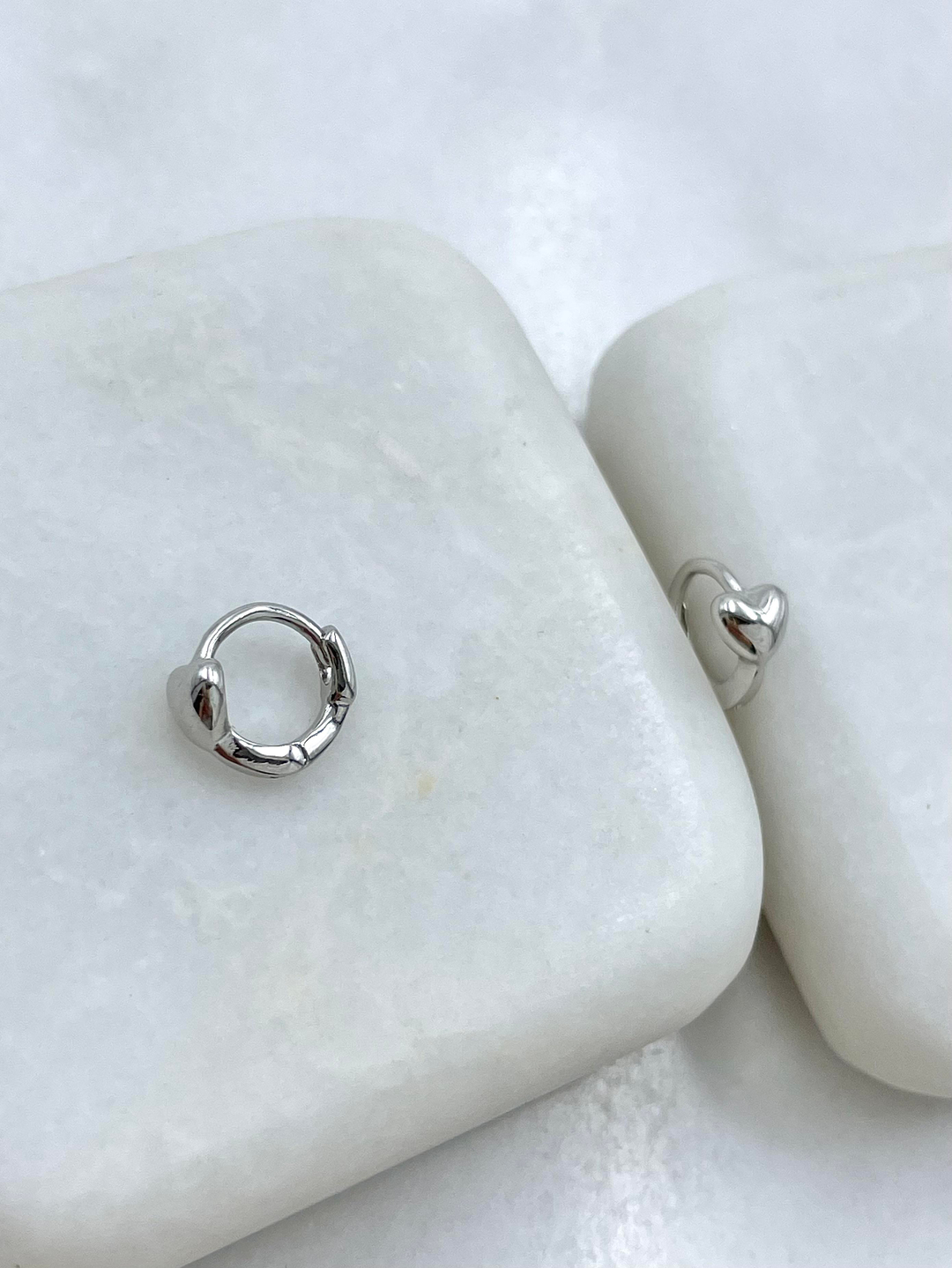 Özel Seri Minimal Kalpli Halka Küpe Gümüş