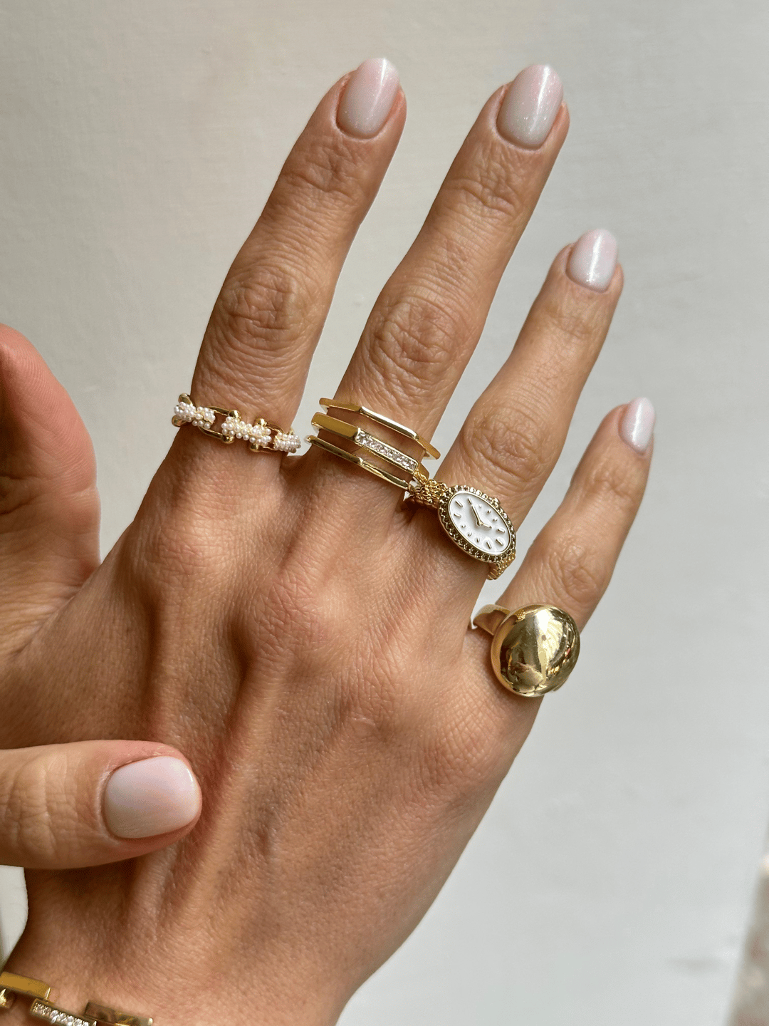 Altın Kaplama Hasır Saat Yüzük Beyaz