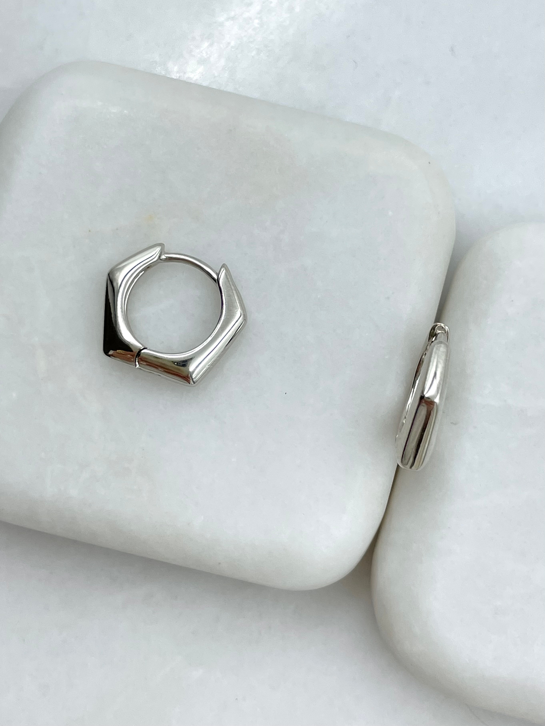 Özel Seri Köşeli Minik Küpe Gümüş