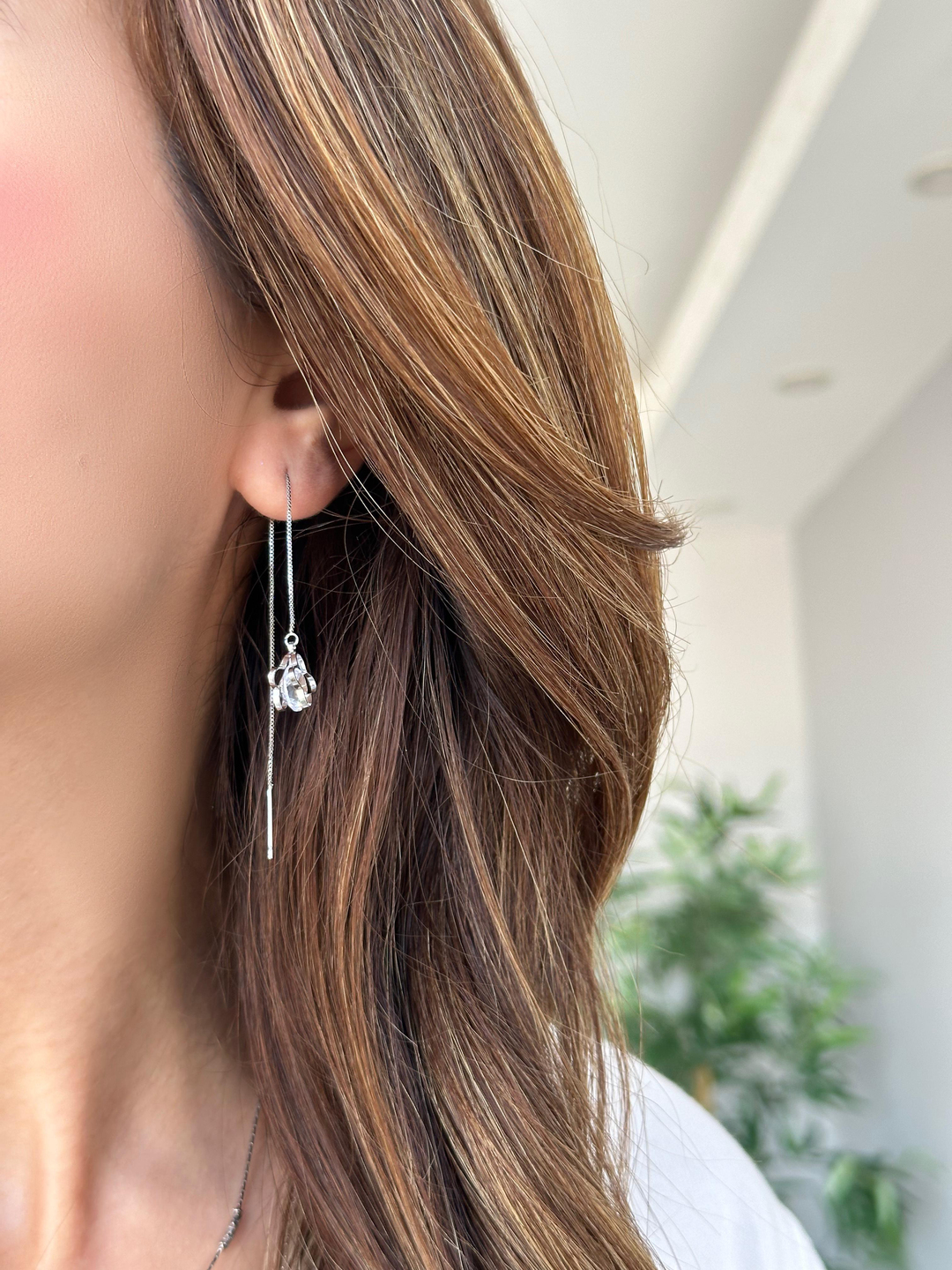 Altın Kaplama Çiçek Kristal Sallantılı Küpe