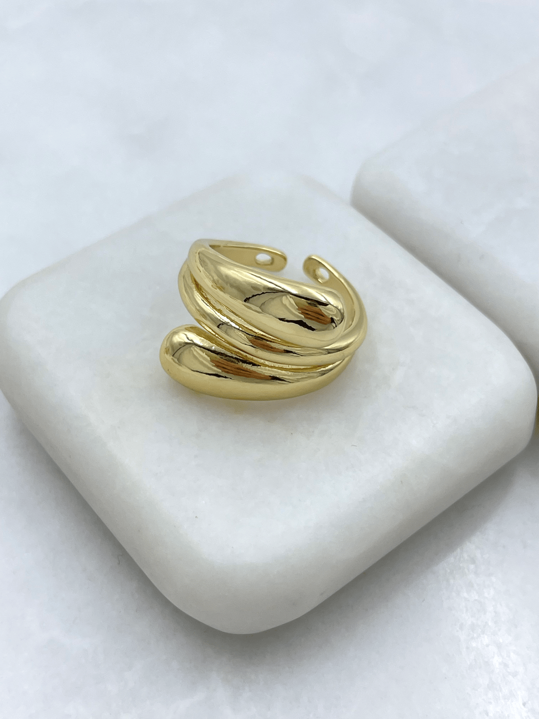 Altın Kaplama Üçlü Görünüm Bombe Yüzük Gold