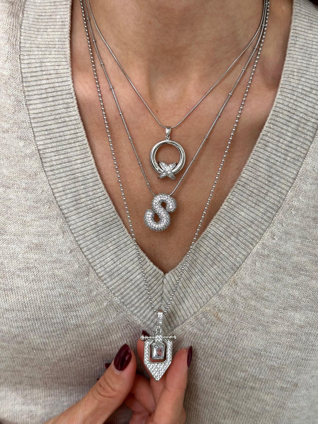 Çelik Gömme Taşlı X Model Halka Kolye Gümüş