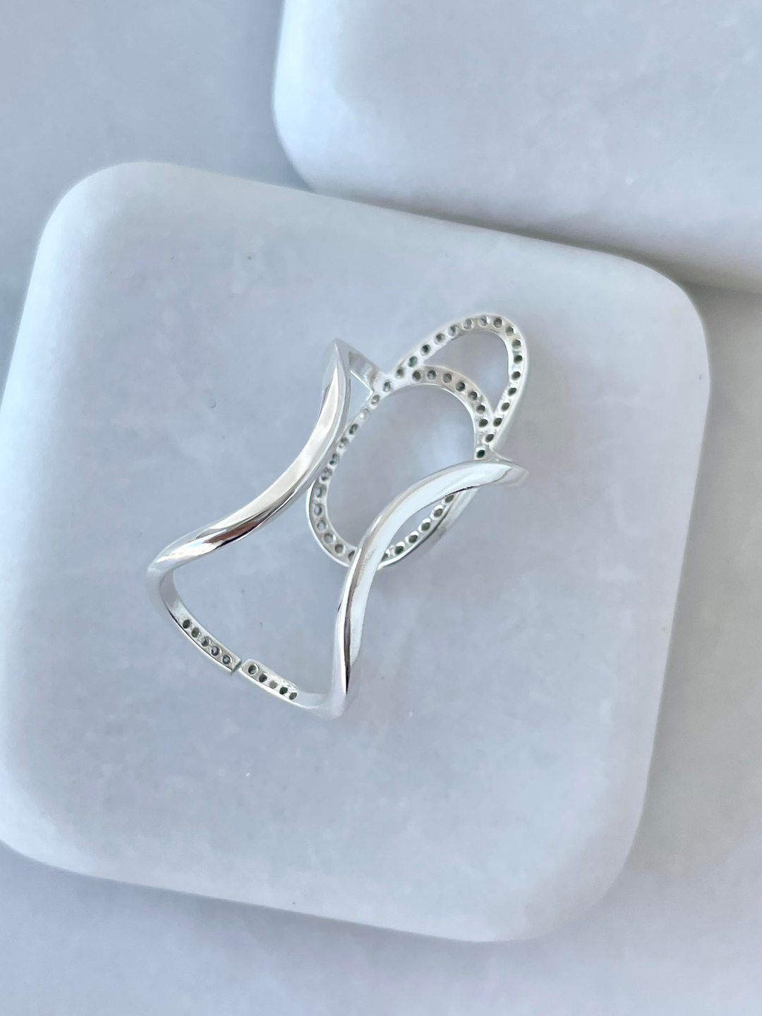 Altın Kaplama Gömme Taşlı Tırnak Yüzüğü Gümüş