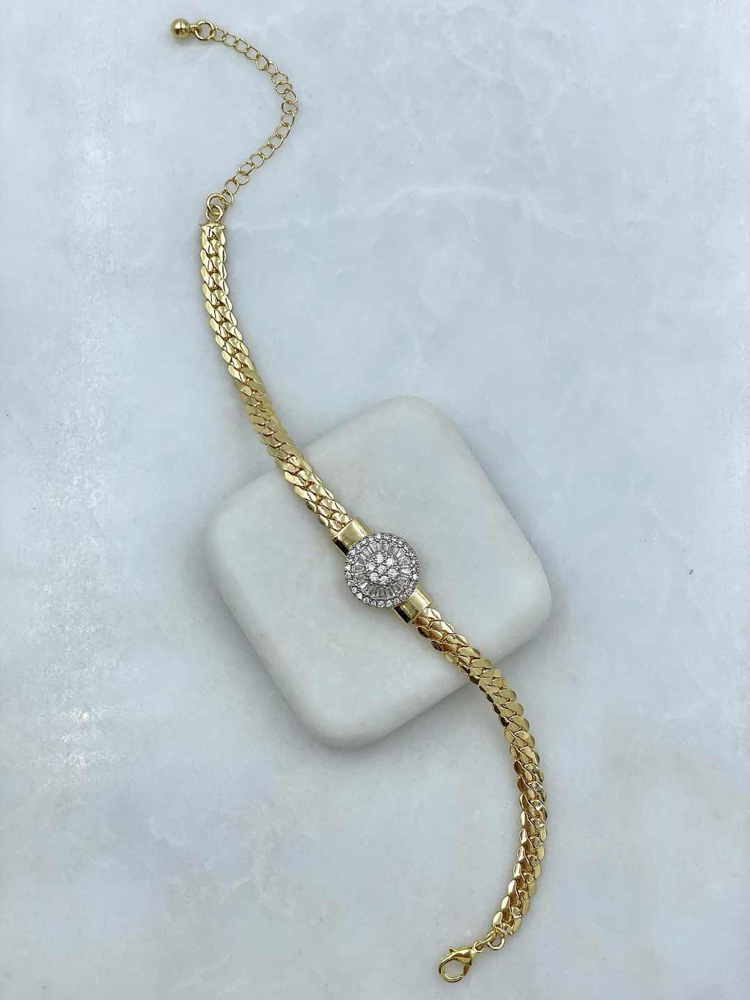 Çelik Kristal Taşlı Daire Model Zincir Bileklik Gold