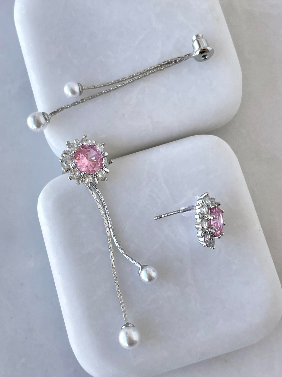 Altın Kaplama Pembe Kristal Taşlı İnci Sallantılı İkili Kullanım Küpe Gümüş