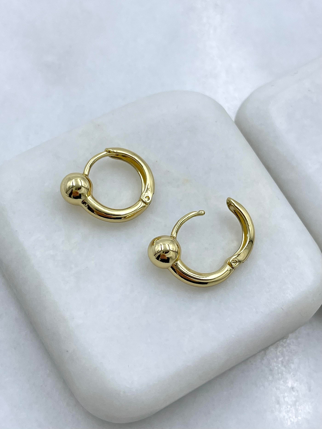 Özel Seri Topçuk Model Halka Küpe Gold