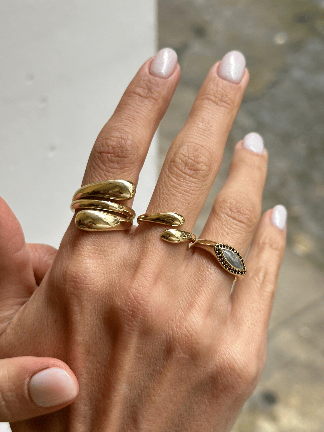 Altın Kaplama Üçlü Görünüm Bombe Yüzük Gold