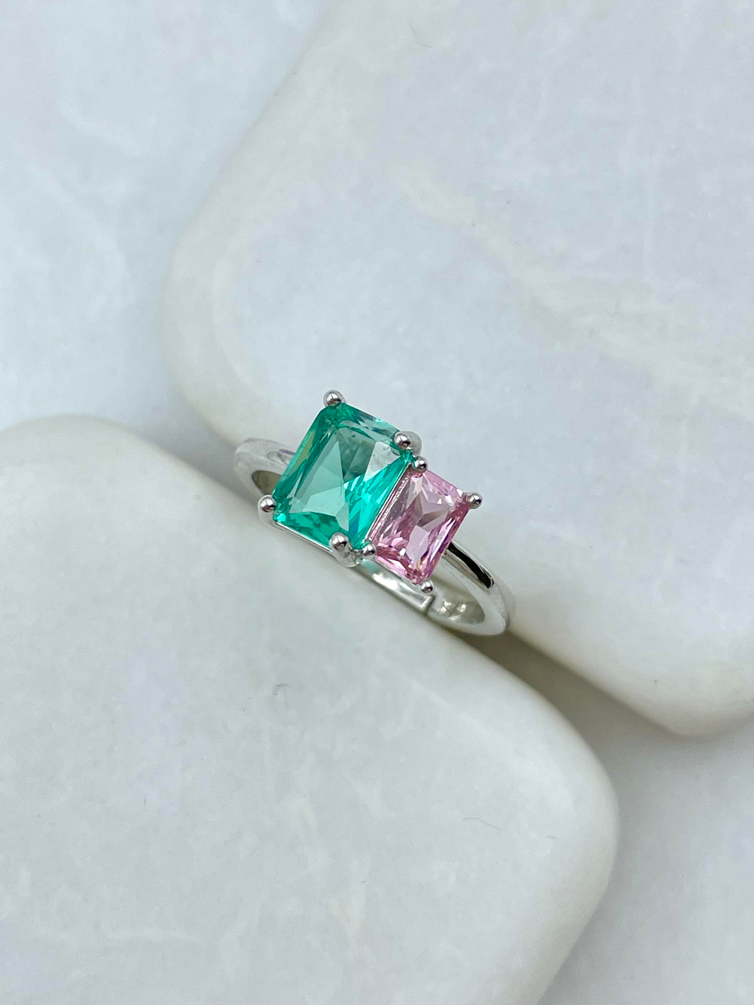 Altın Kaplama Pembe Kare Kristal Taşlı Yüzük Yeşil-Gümüş