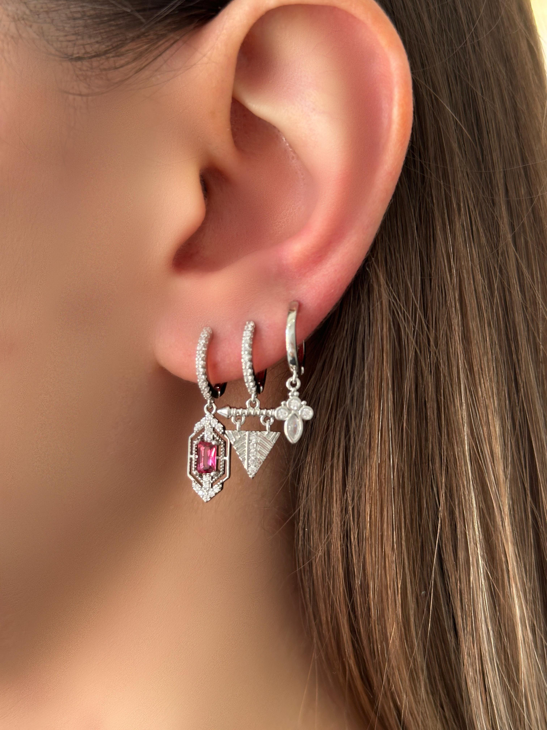 Özel Seri Altılı Gömme Taşlı Geometrik Model Küpe Gümüş Renk Gümüş