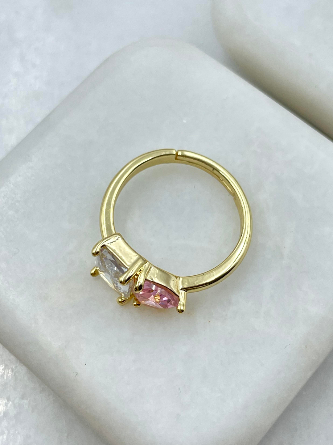 Altın Kaplama Kare ve Üçgen Kristal Taşlı Yüzük Pembe-Gold