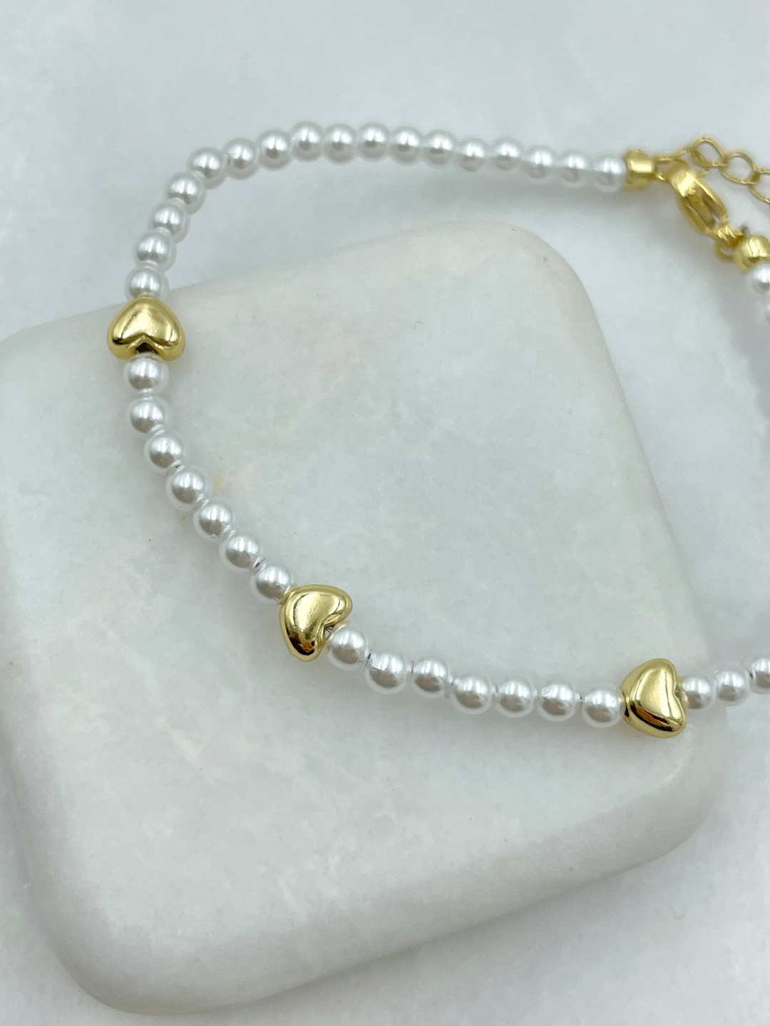 Özel Seri İncili Kalp Bileklik Gold