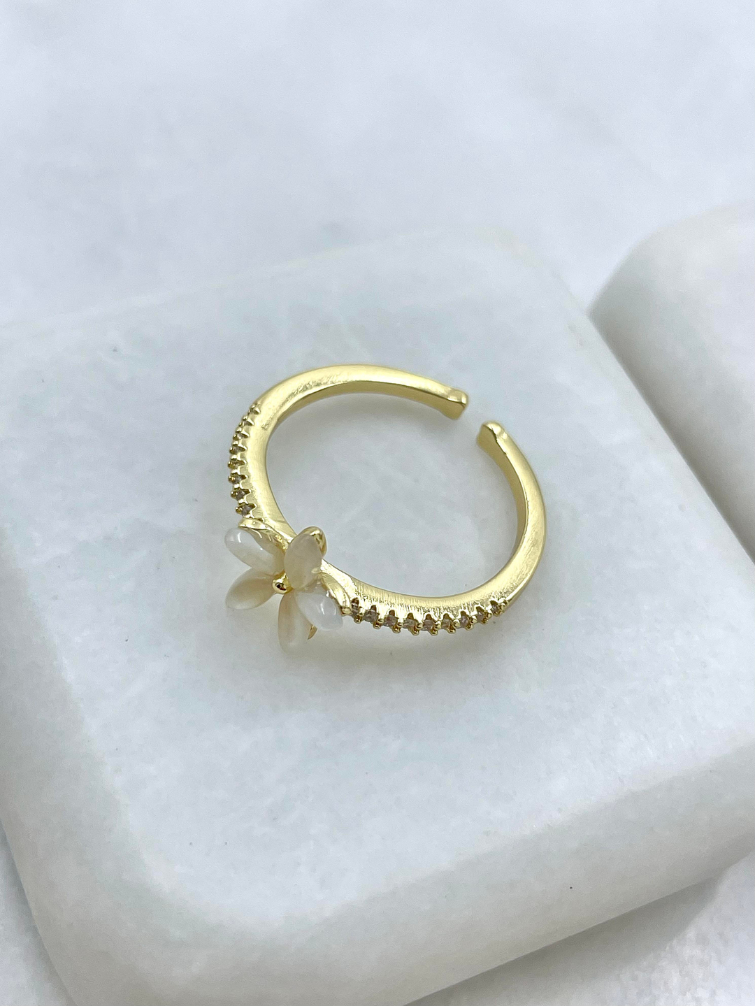 Altın Kaplama Doğal Taşlı Çiçek Yüzük Gold