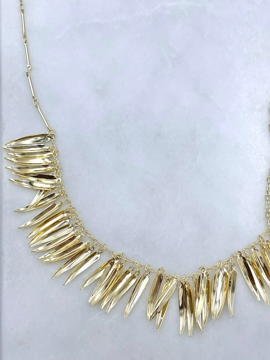 Altın Kaplama Uzun Yaprak Sallantılı Boru Zincir Kolye 60 cm Gold