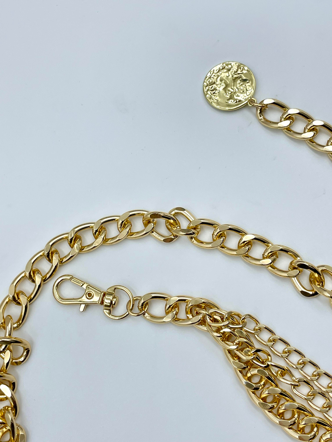 Madalyon Sallantılı Bel Zinciri Gold