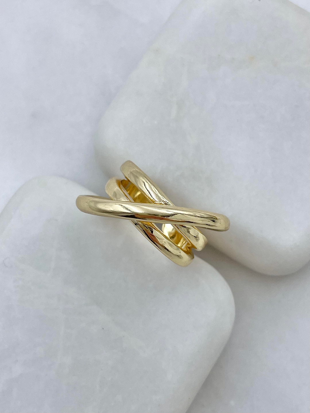 Altın Kaplama Halka Geçmeli Tasarım Yüzük Gold