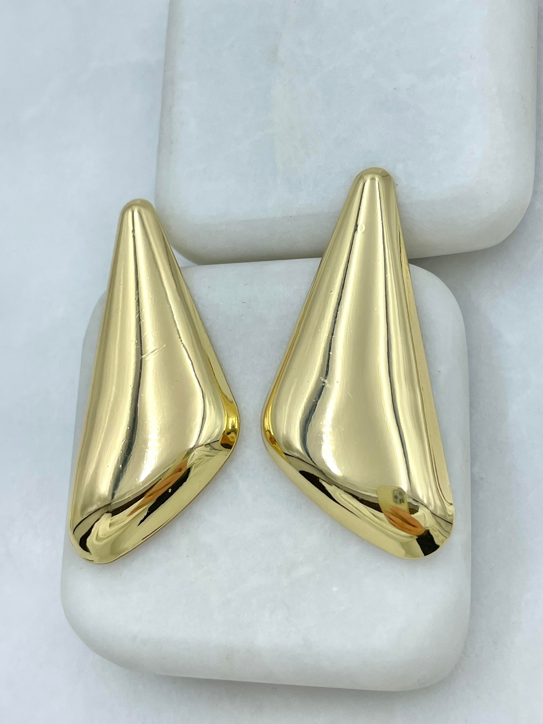 Altın Kaplama Asimetrik Plaka Küpe Gold