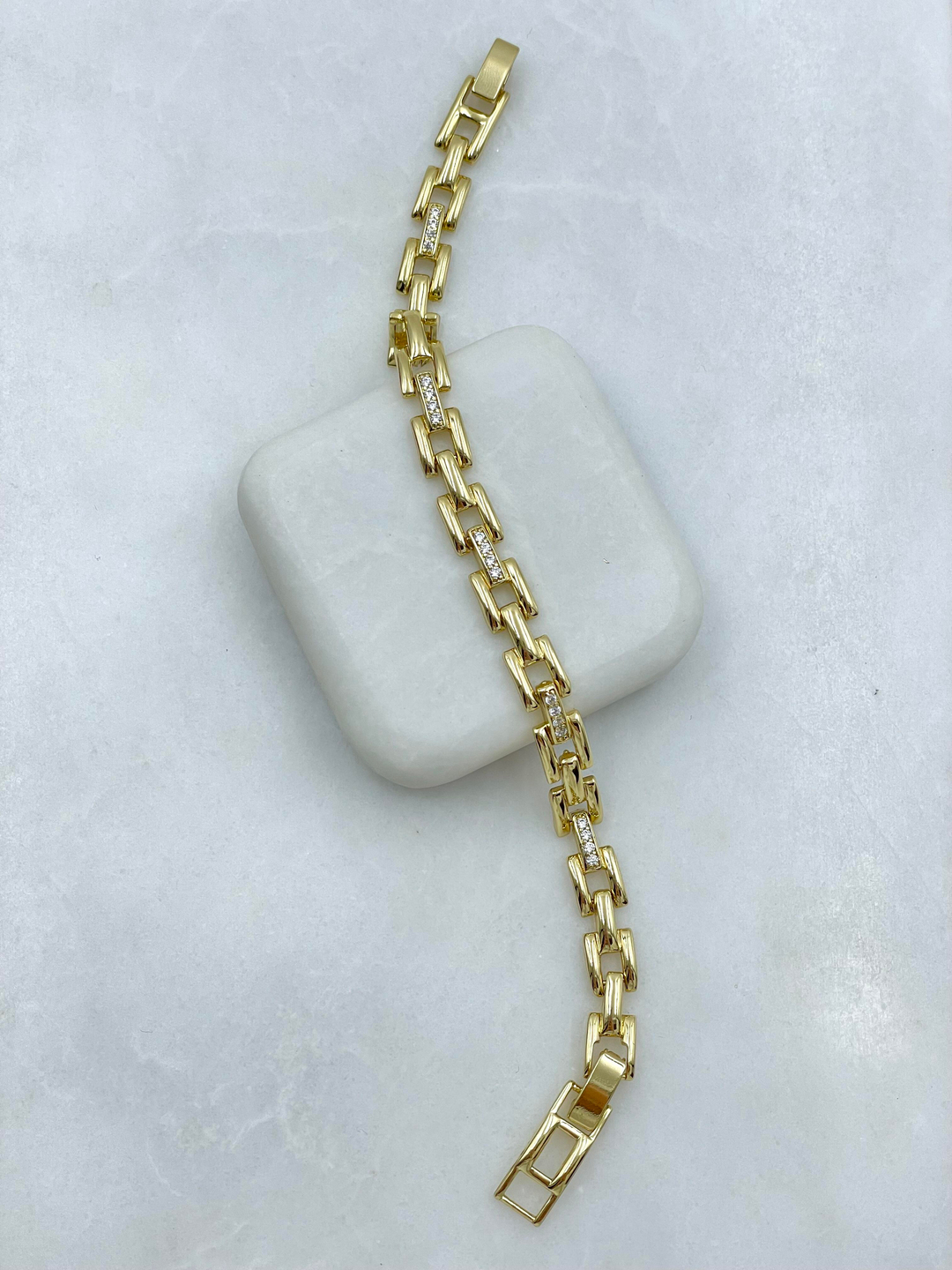 Özel Seri Kristal Taşlı Kare Model Bileklik Gold