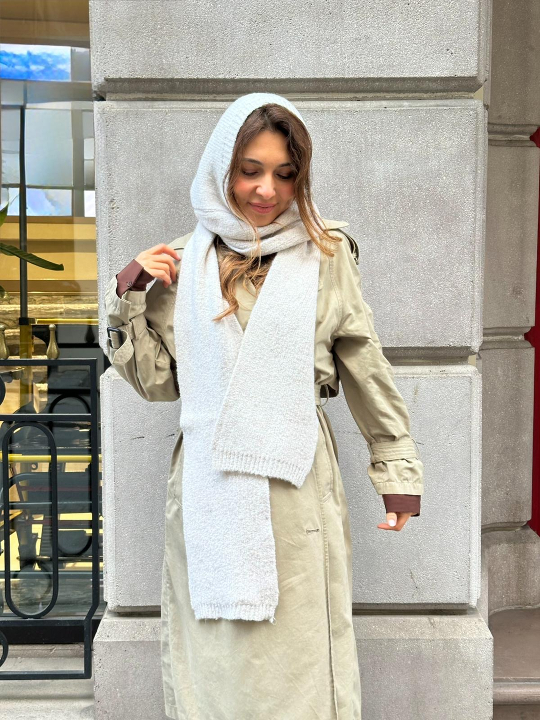 Kapüşonlu Tek Parça Atkı Bej