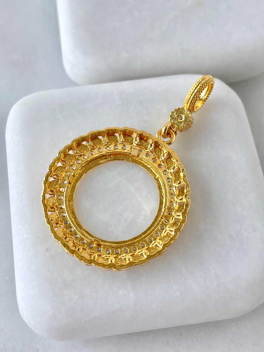 Altın Kaplama Daire Model Çeyreklik Kolye Ucu