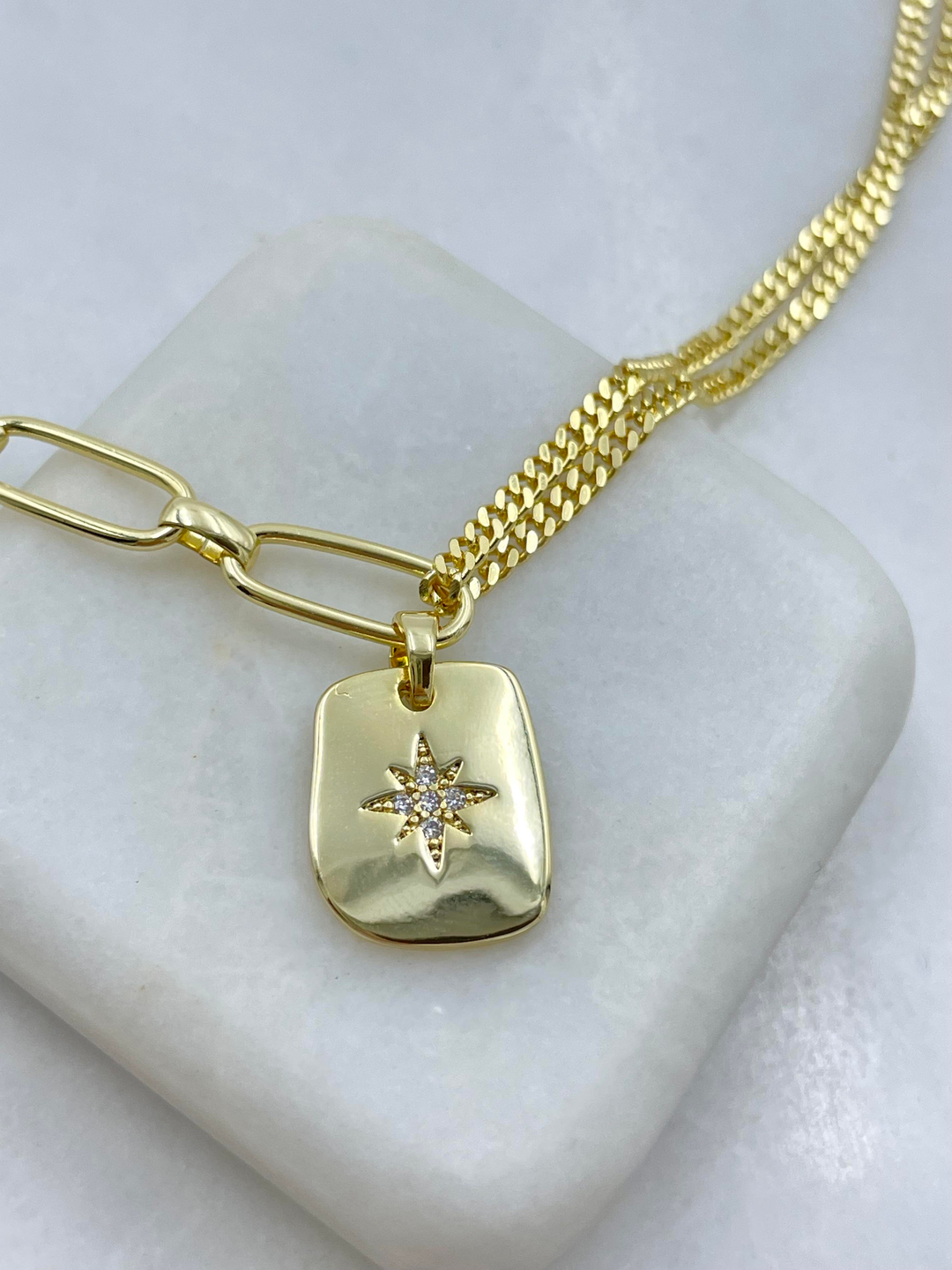 Altın Kaplama Plaka Sallantılı Ataç Zincir Kolye Gold