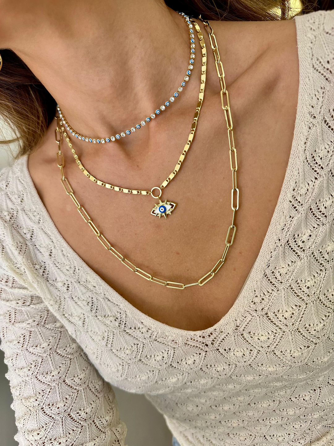 Altın Kaplama Plaka Yansımalı Göz Sallantılı Kolye Gold