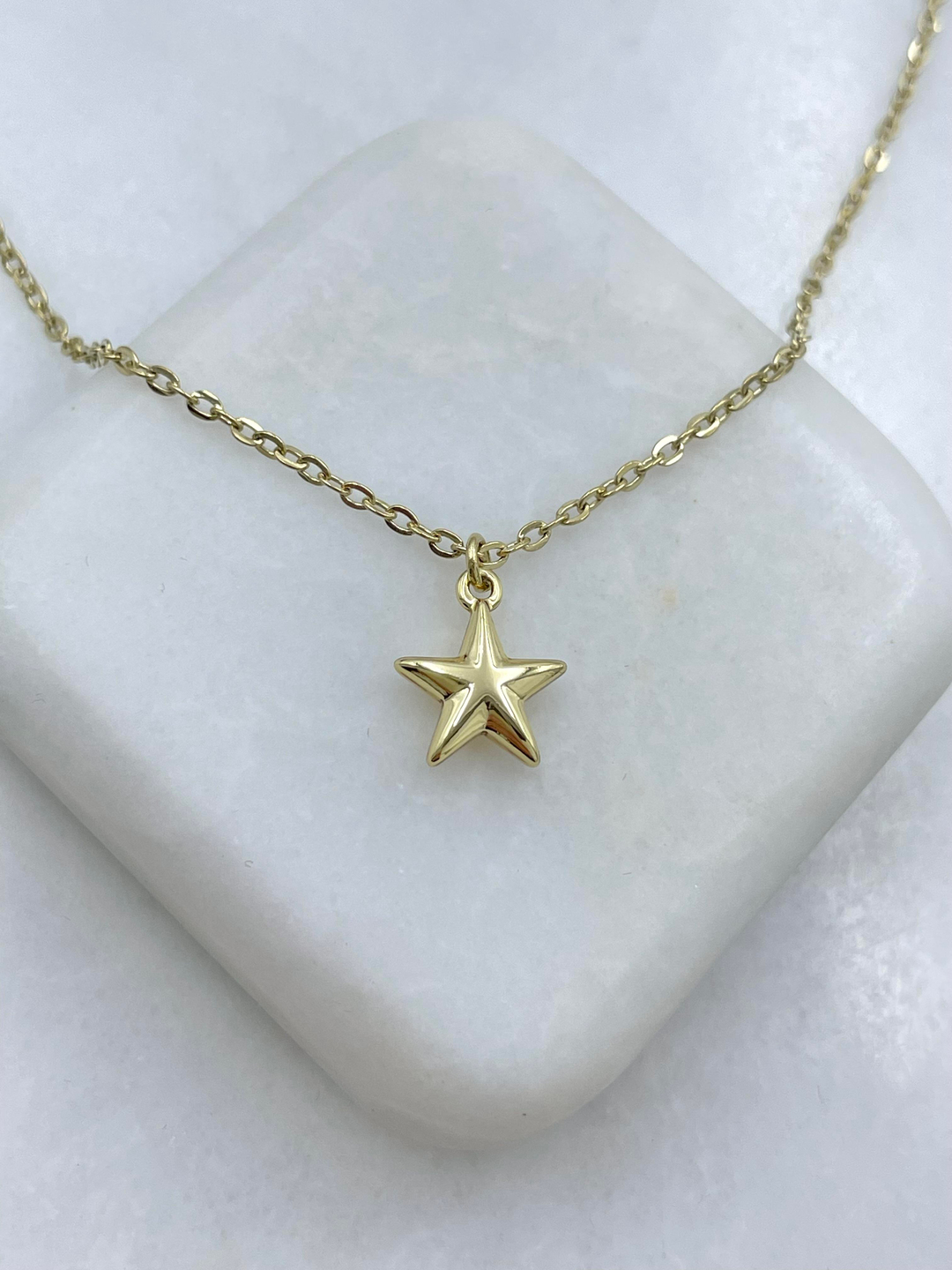 Özel Seri Minimal Yıldız Sallantılı Zincir Kolye Gold