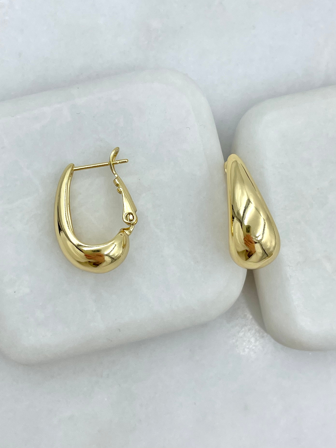 Özel Seri Bombeli Damla Model Küpe Gold