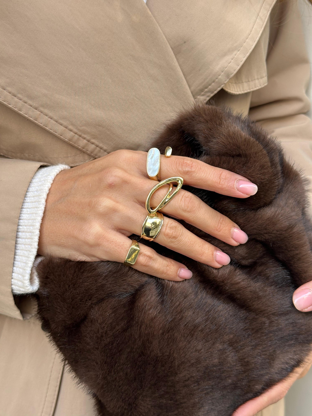 Altın Kaplama Asimetrik Plaka Yüzük Gold