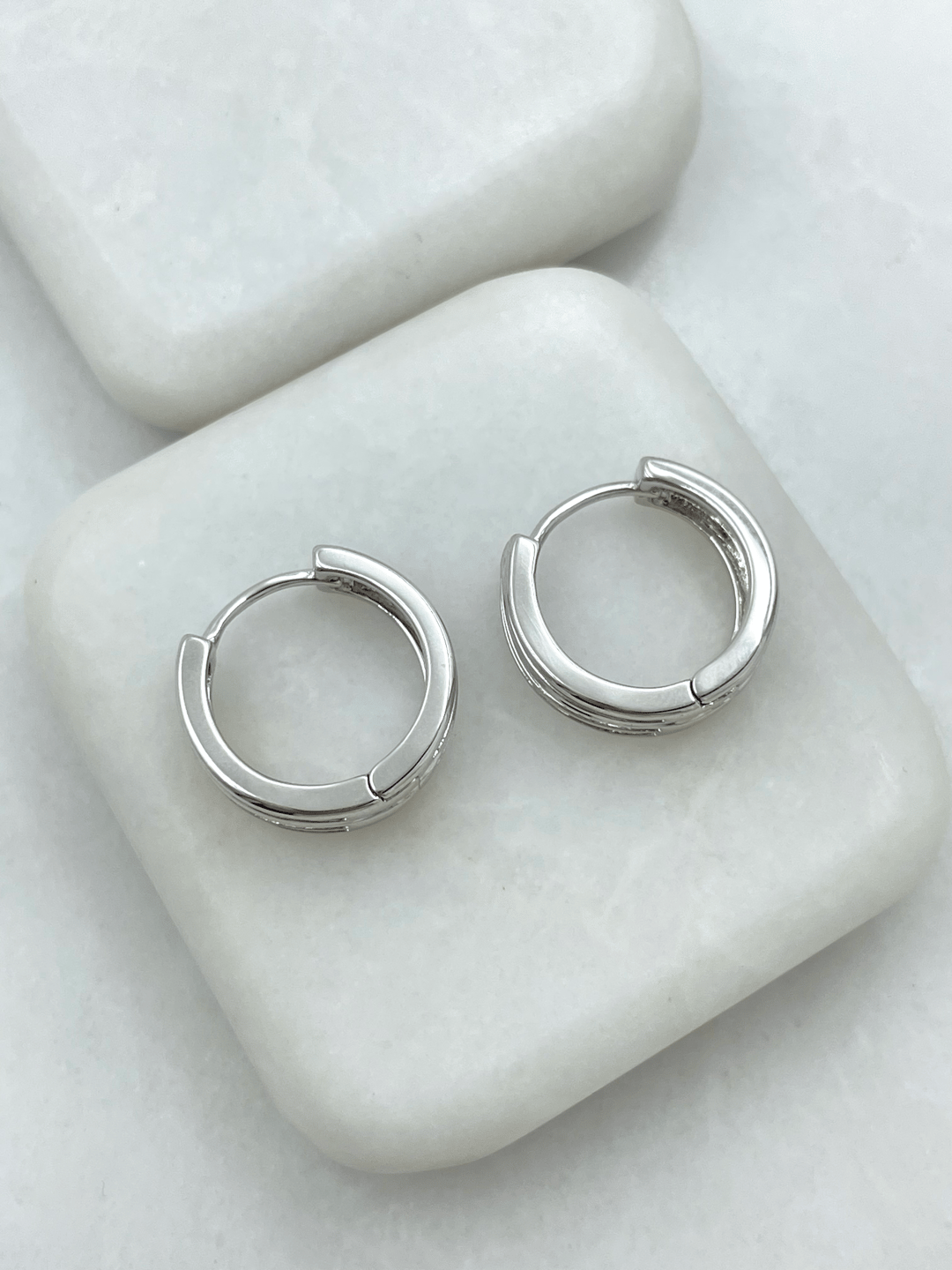 Özel Seri Üç Sıra Çizgili Model Halka Küpe Gümüş