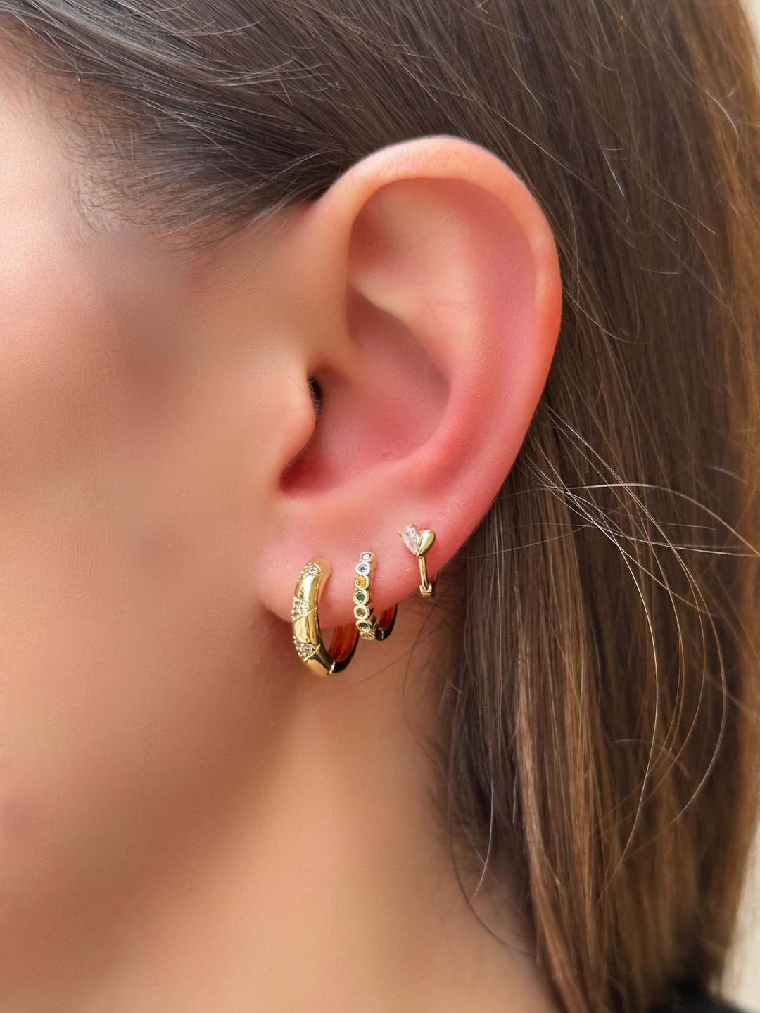 Özel Seri Renkli Taşlı Halka Küpe Gold