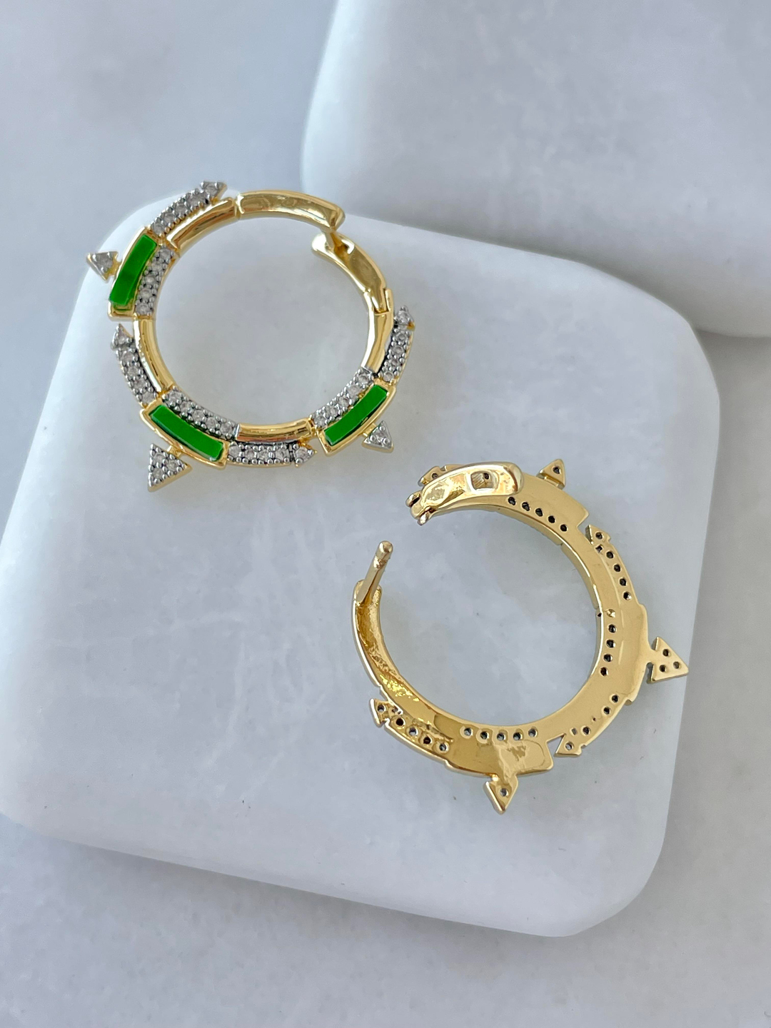 Altın Kaplama Gömme Taşlı Tasarım Çift Renk Küpe Gold