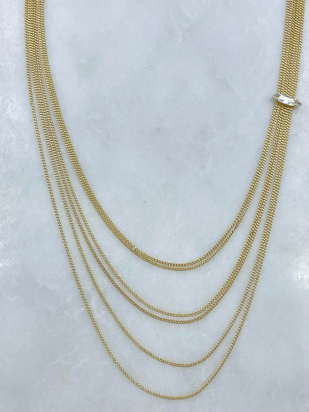 Altın Kaplama Kristal Taşlı Çoklu Zincir Tasarım Kolye Gold