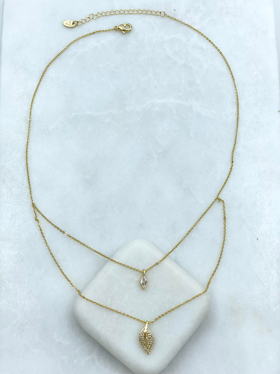 Altın Kaplama Yaprak ve Kristal Taş Sallantılı İkili Kolye Gold