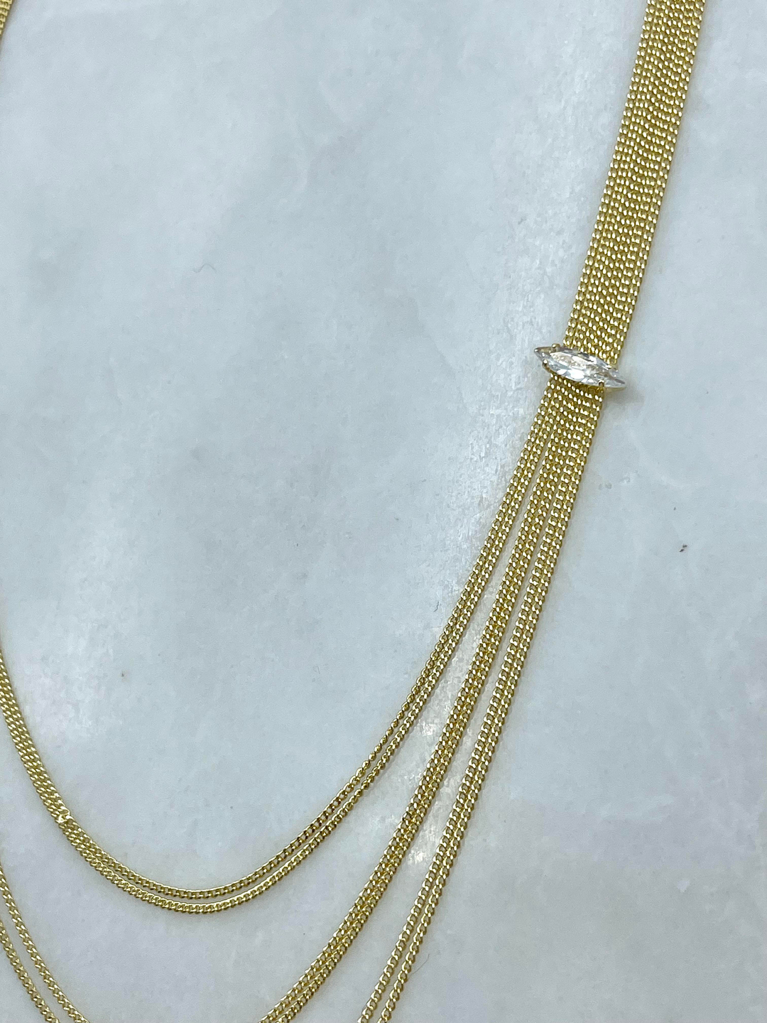 Altın Kaplama Kristal Taşlı Çoklu Zincir Tasarım Kolye Gold