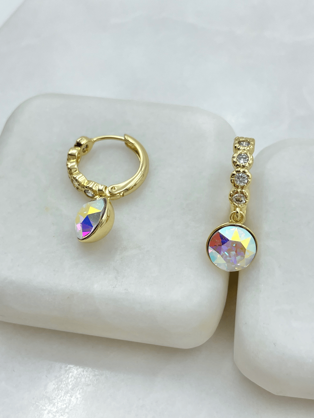 Özel Seri Swarovski Taş Sallantılı Halka Küpe Gold