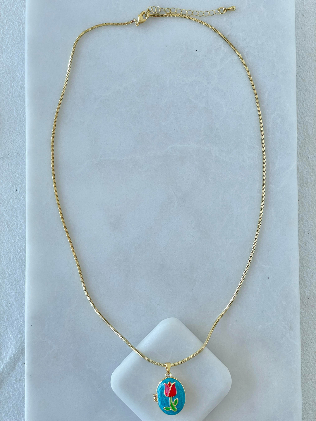 Altın Kaplama Mineli Kapaklı Lale Model Kolye Mavi