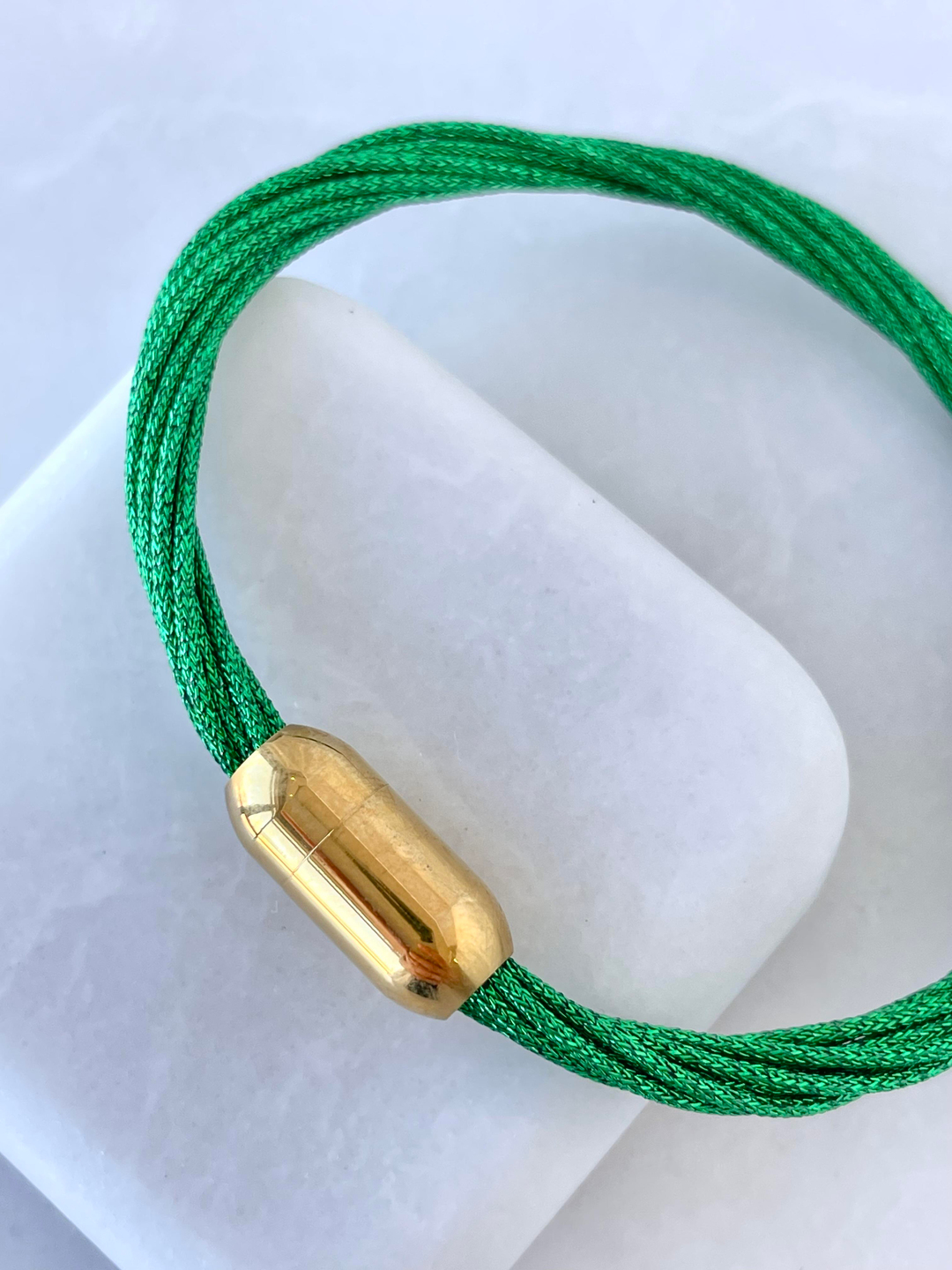 Çelik Simli Mıknatıslı İp Bileklik Yeşil