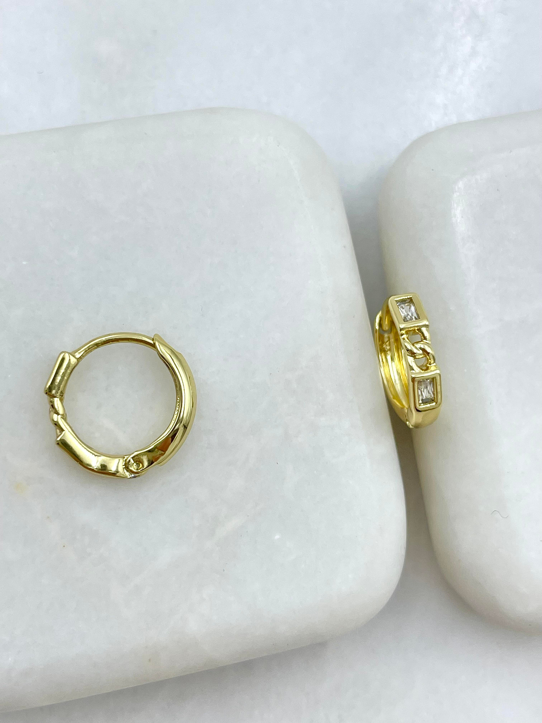 Özel Seri Burgu Model Kare Kristal Taşlı Halka Küpe Gold