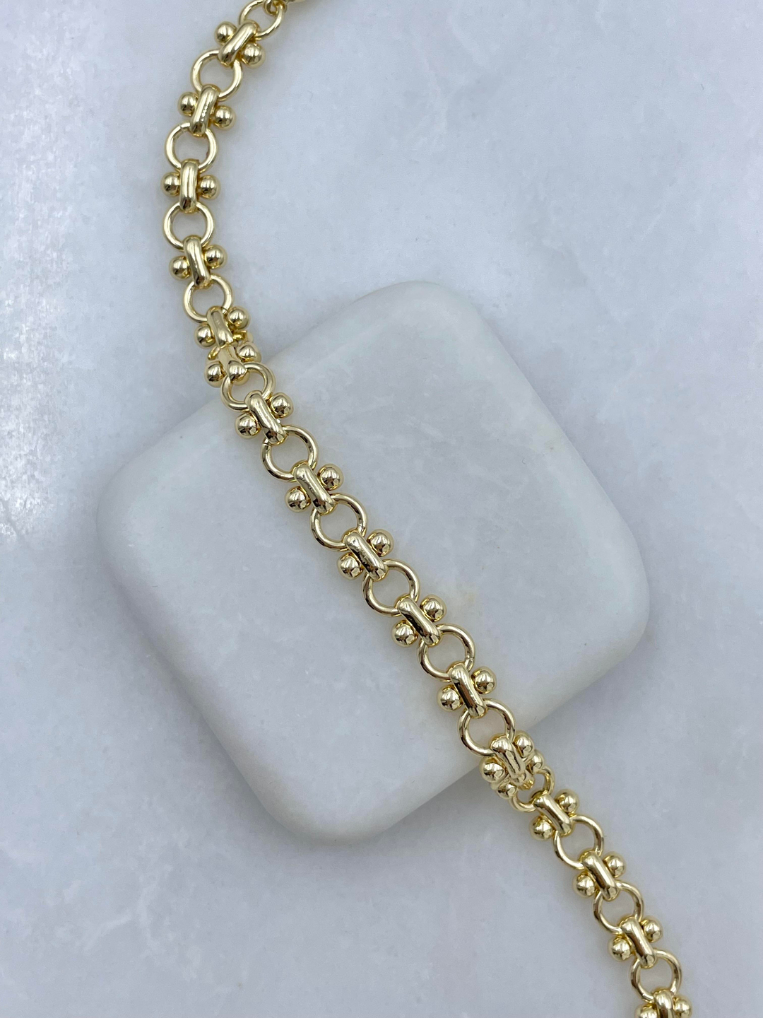 Altın Kaplama Topçuk ve Daire Geçmeli Bileklik Gold