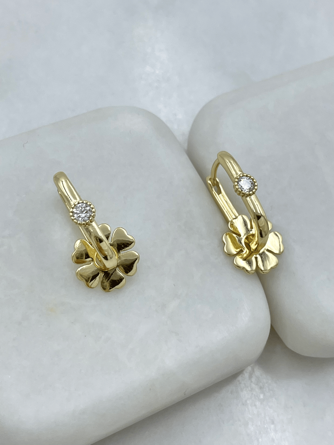 Özel Seri Göçmen Küpe Gold